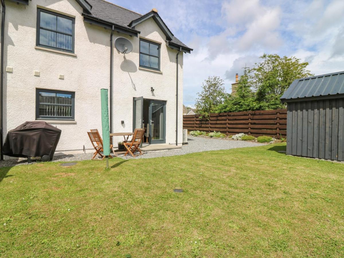 Kilmuir Cottage Томинтул Екстериор снимка