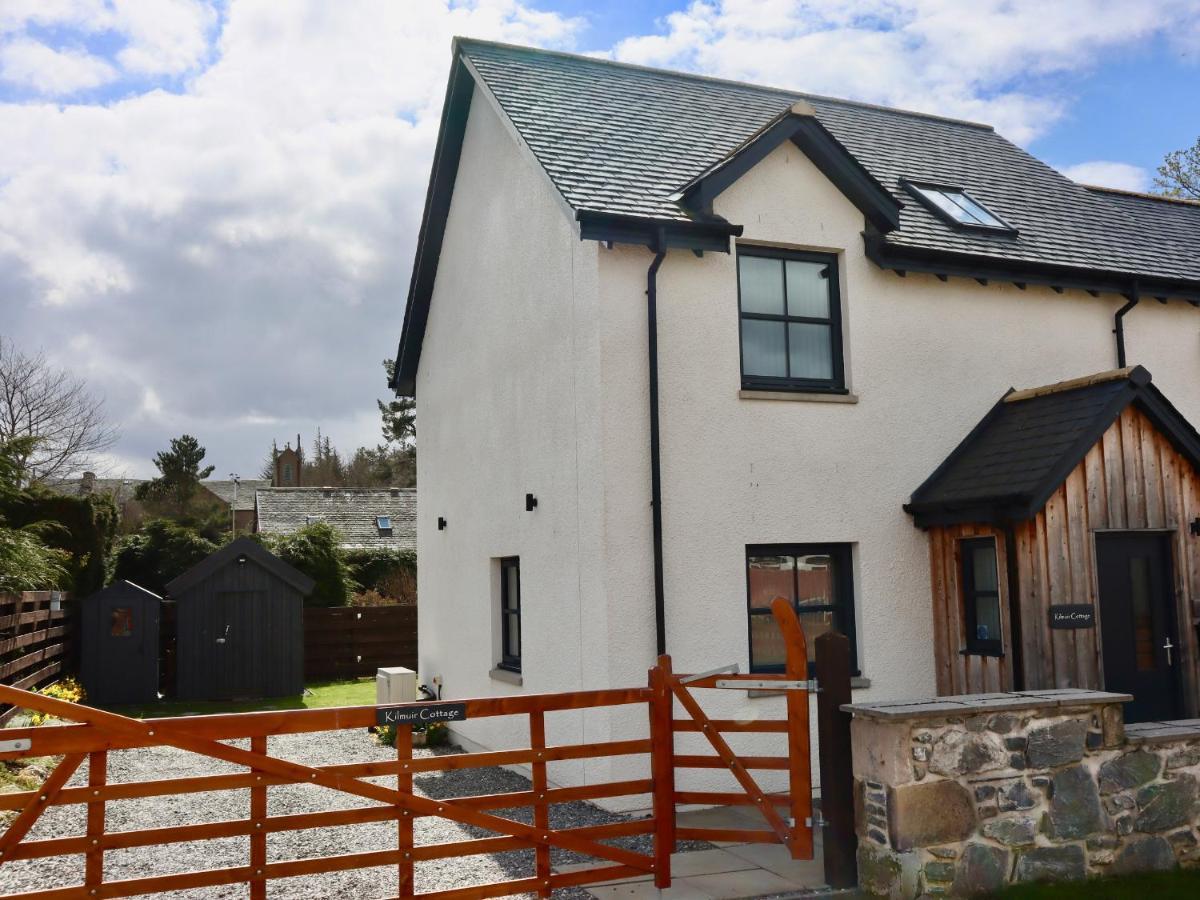 Kilmuir Cottage Томинтул Екстериор снимка